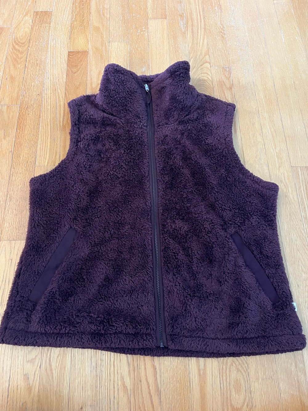 The North Face Plush Sherpa Vest - Dark Plum